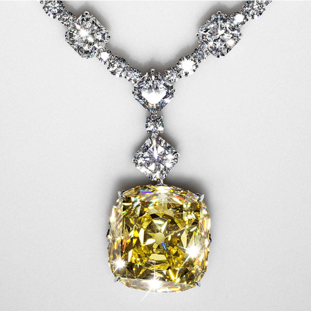 12 Unforgettable historical jewels from world history​