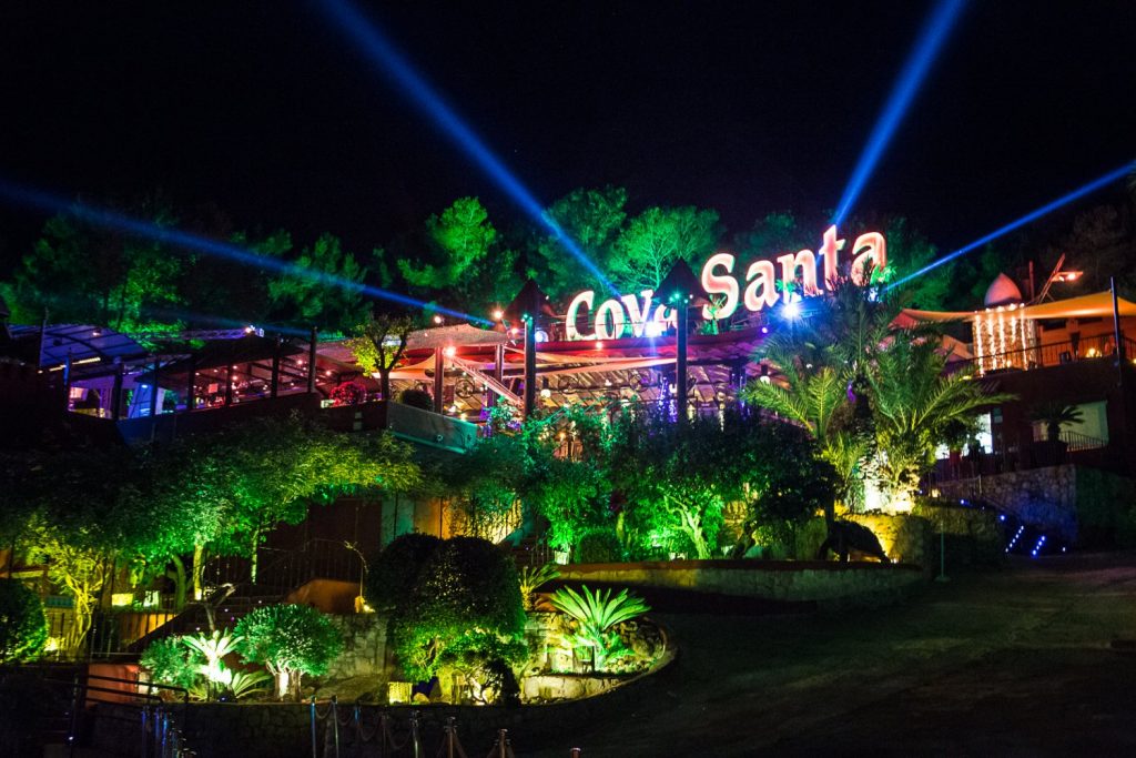 Cova santa - Top 2 luxury clubs in Ibiza