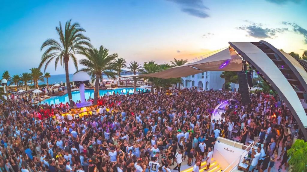 Pacha- Top 1 luxury clubs in Ibiza
